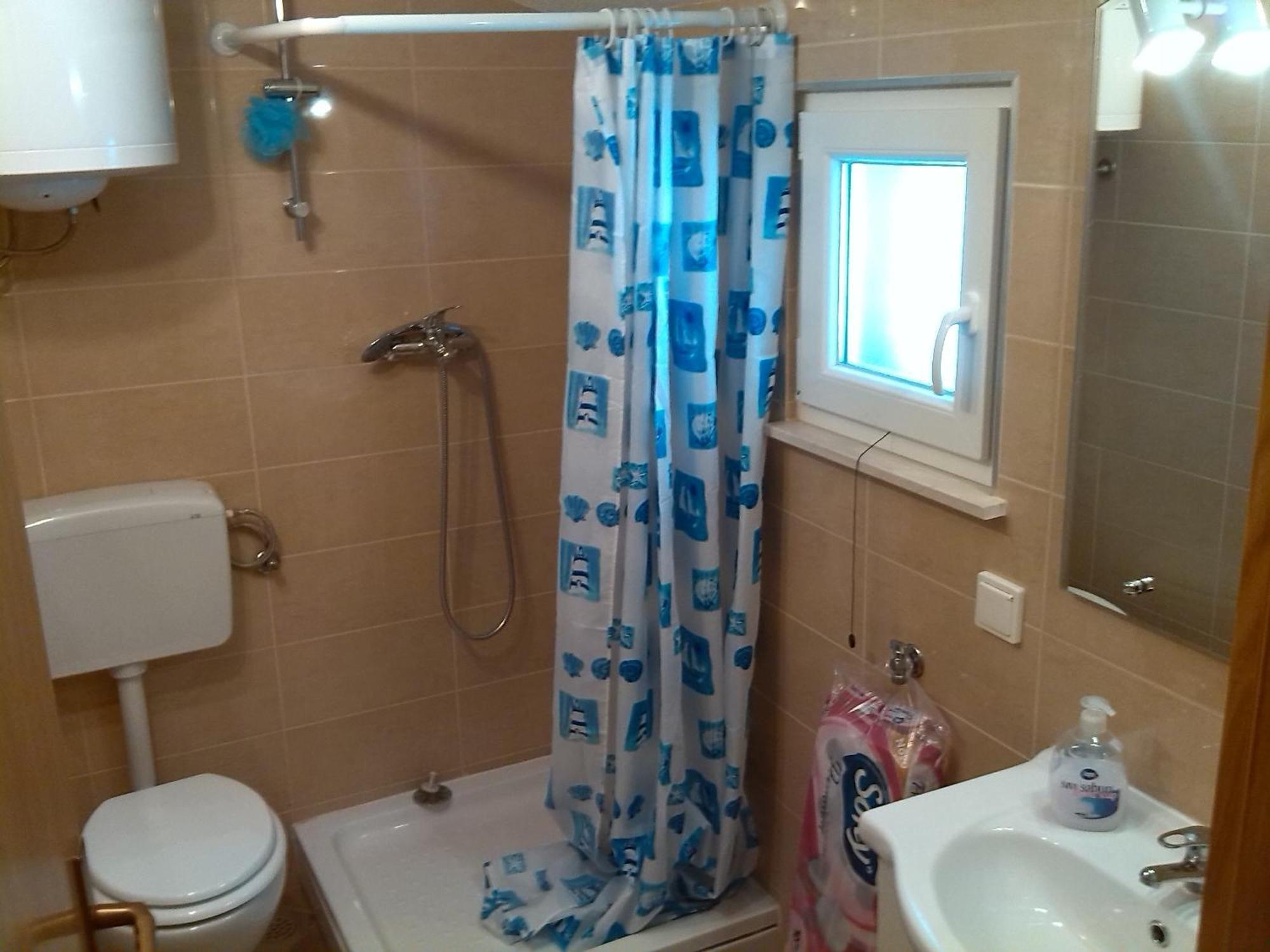 Apartments Batarilo ゴルニ・カリン 部屋 写真