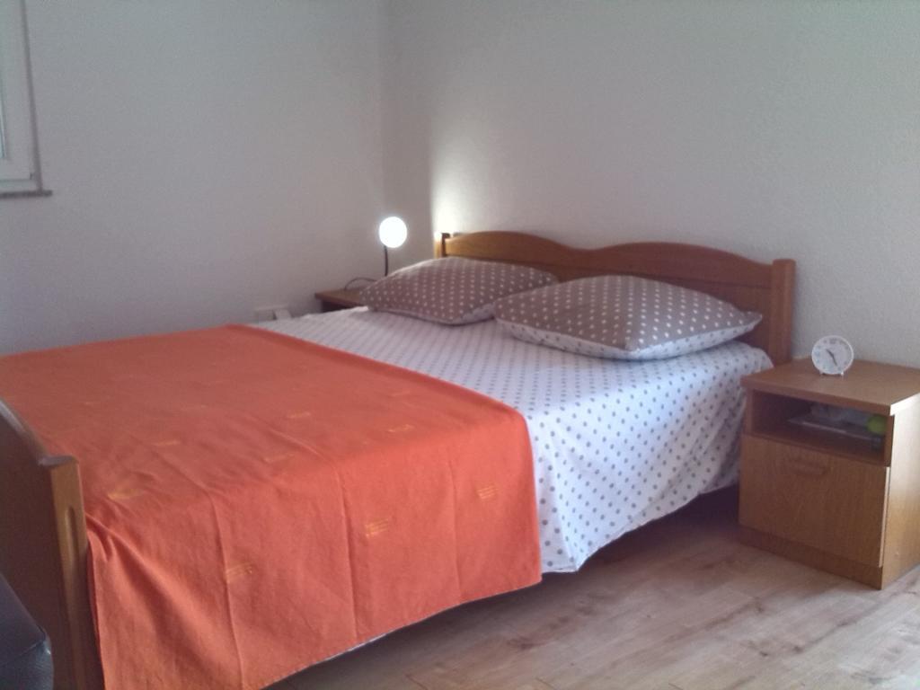Apartments Batarilo ゴルニ・カリン 部屋 写真