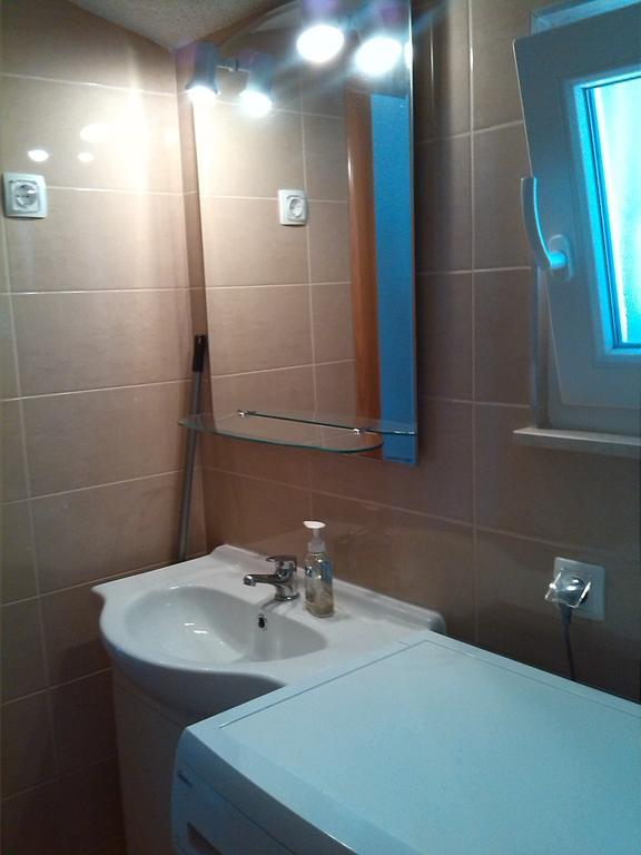 Apartments Batarilo ゴルニ・カリン 部屋 写真